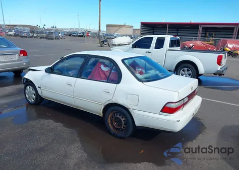 1996 Toyota Corolla Dx z USA, uszkodzony, nr VIN JT2BB02E8T0109895